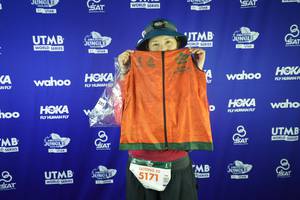 BIB: 5171
                            <button type="button" onclick="openModal(21978097)" class="btn btn-primary btn-sm float-right btn-popup" data-toggle="modal" data-target=".modal-high-quality">
                        <i class="fas fa-shopping-cart"></i> Add to Cart
                    </button>
                                            <button type="button" onclick="isThisMe(21978097, true)" class="btn btn-success btn-sm float-right btn-popup btn-isme hidden" data-toggle="tooltip" data-placement="bottom" title="นี่คือรูปของคุณใช่ไหม คลิกที่นี่เพื่อเอาเข้าอัลบั้ม">
                        <i class="fas fa-plus"></i> Add to album
                    </button>
                    <button type="button" onclick="isThisMe(21978097, false)" class="btn btn-warning btn-sm float-right btn-popup btn-isnotme hidden">
                        <i class="fas fa-ban"></i> Remove from album
                    </button>